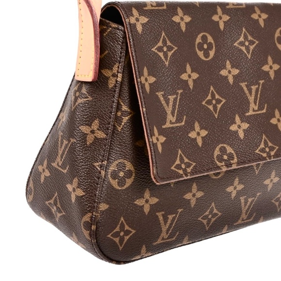 Louis Vuitton Monogram Looping PM - Picture 9 of 15
